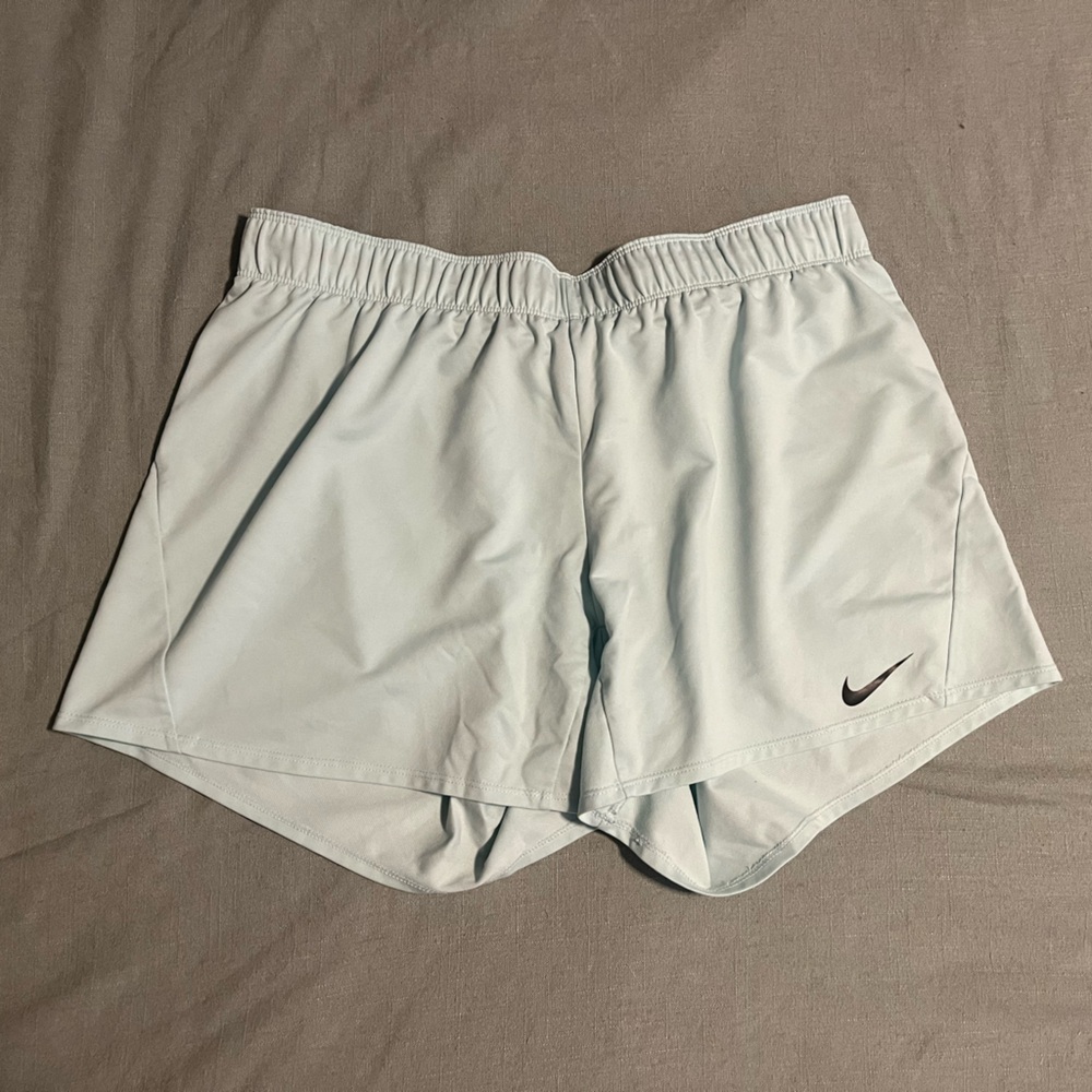Woman Nike Mint Training Shorts